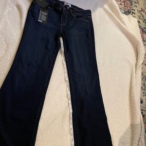 NWT! Paige Skyline boot petite jeans (Sz 29)
